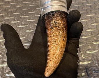 Rancor Tooth Lightsaber Pommel (Galaxy's Edge Savi's Workshop and LGT/Damien Tech VHC compatible versions)