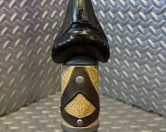 Leviathan Tooth Lightsaber Emitter Shroud (Galaxy's Edge, Savi's Workshop Compatible)