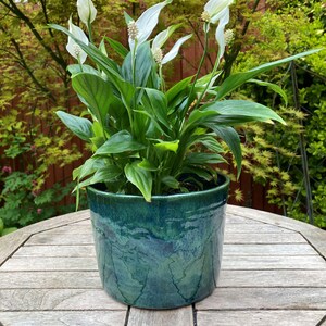 Maceta de cerámica, verde selva tropical, cerámica hecha a mano torneada al torno