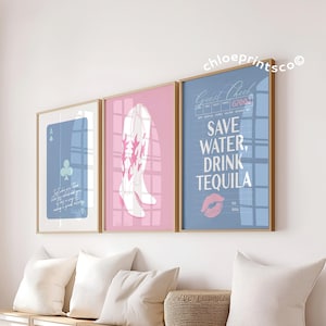 Różowo-niebieska galeria Cool Girl Wall Art Set 3 plakatów Preppy Save Water Drink Tequila, modny plakat Retro Bar Cart, plakat Lucky Ace Card