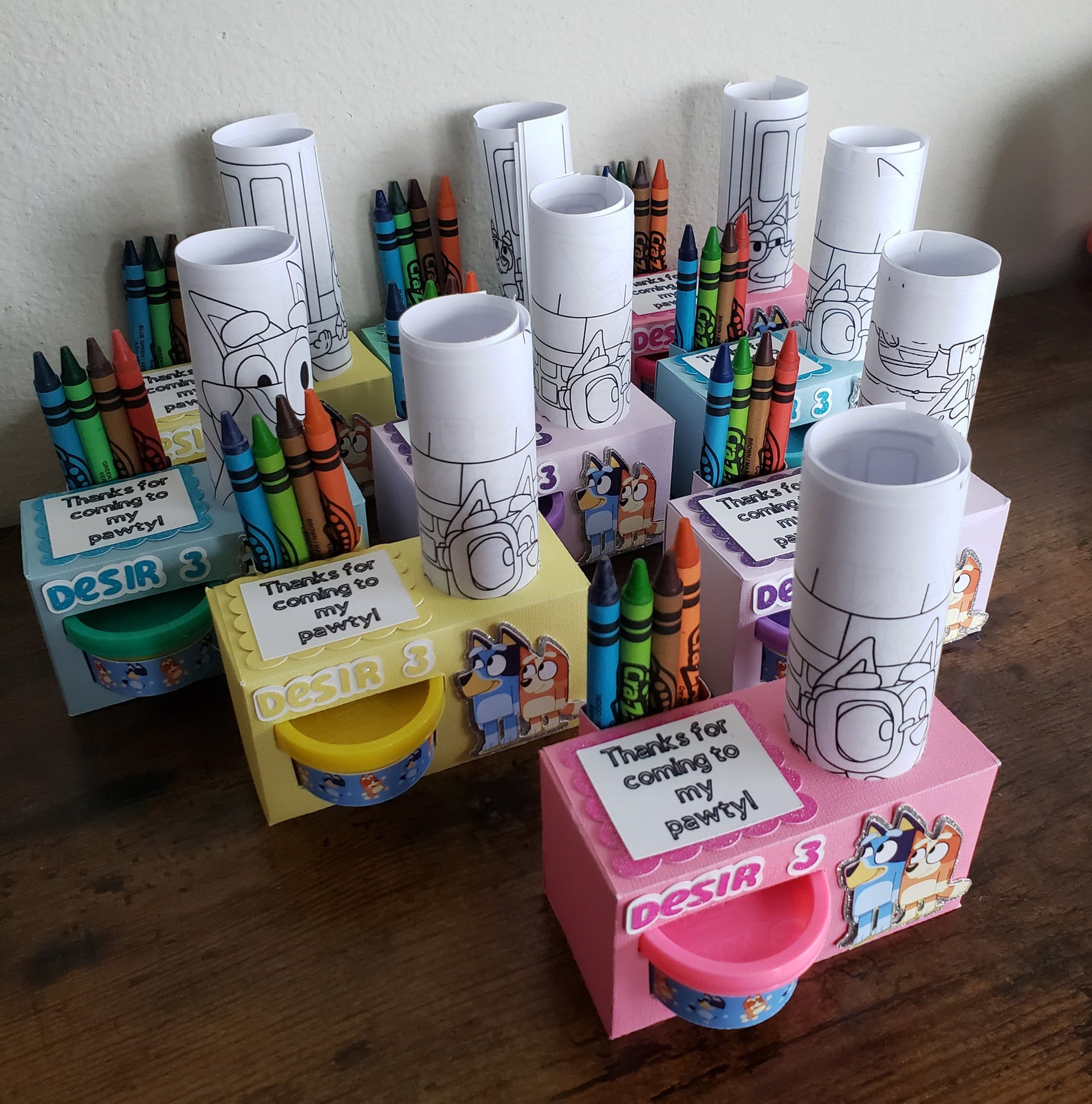 Bluey Coloring and Play-Doh Box Set