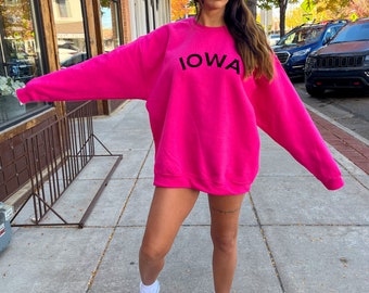 Iowa Sweatshirt, Iowa Sweater, Iowa Mama Gift, Iowa Gifts, Iowa Mom Sweater, Sweatshirt, Iowa Crewneck, Women's Sweatshirt, Gift for Her