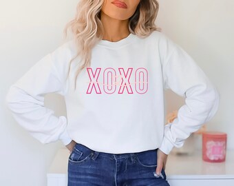 XOXO Shirt, Xoxo Valentines Day Sweatshirt For Woman, Valentines Day Gift,Heart Shirt, Cute Valentine Shirt, Valentines Day Sweatshirt