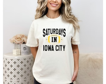 Samstage in Iowa City, Spieltag Shirt, Go Team Shirt, Bundesstaat Iowa Shirt, Bundesstaat Iowa Sweatshirt, Süßes Iowa Shirt, Sonntag Funday Shirt