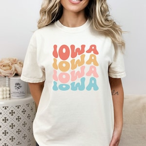 T-shirt Iowa couleurs confort, chemise Iowa, t-shirt Iowa Home, T-shirt État d'origine, t-shirt silhouette carte de l'Iowa, chemise Hawkeye State