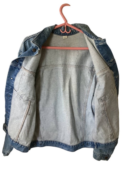 Vintage Jean Jacket With "59 Caddy" Graphic on Ba… - image 3