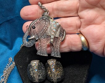 Vintage Lucite Elephant Pendant Necklace and Earrings Set, Aurora Borealis Rhinestone Costume Jewelry