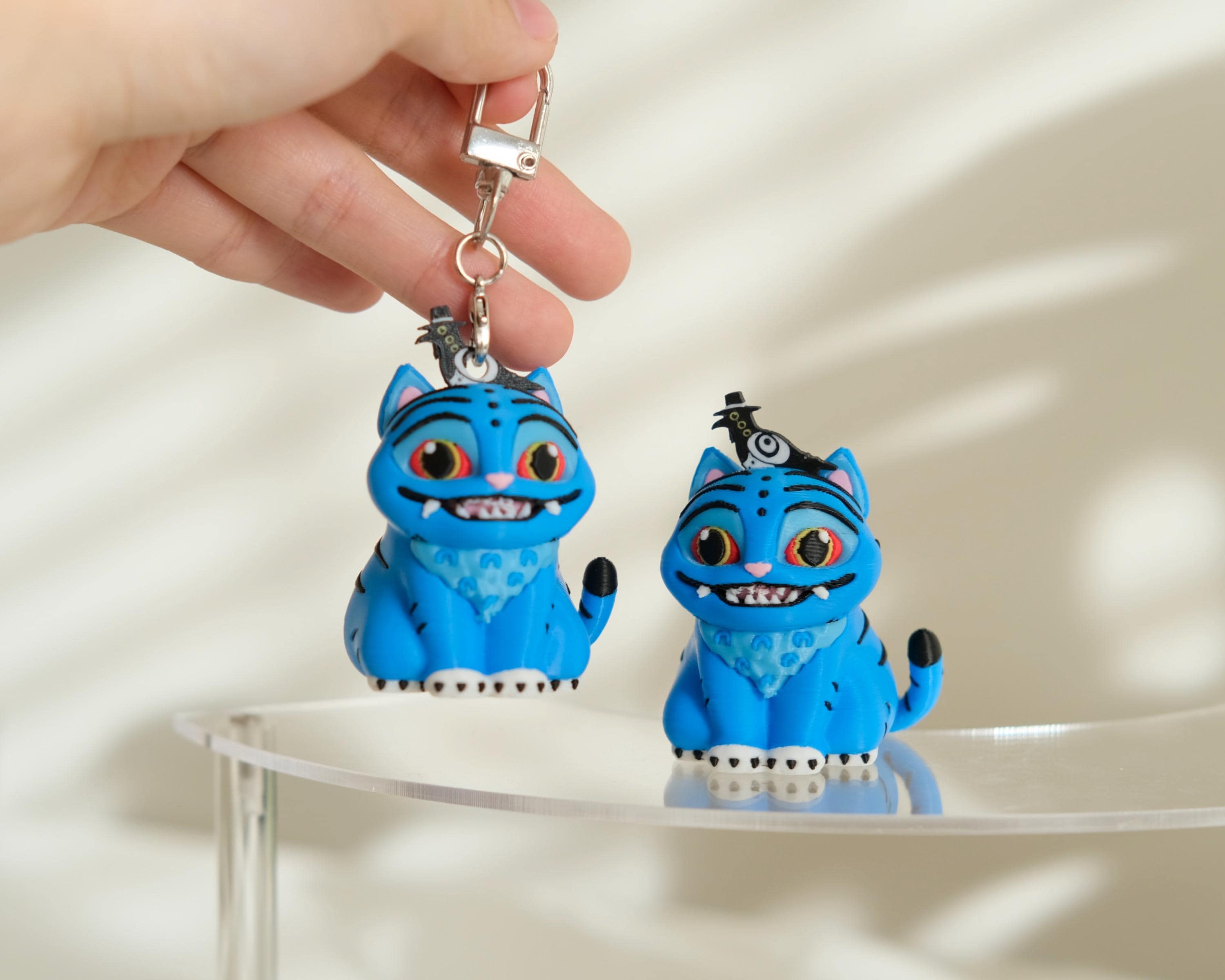 Kポップ デーモンハンター ダーピー・ザ・タイガー | 暗闇で光る