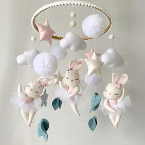 Bunny Mobiles, Bunny Mobile Nursery, Rabbit Mobile, Rabbit Nursery, Felt Rabbit, Cot Mobile, Felt Animals, Crib Mobile, Handmade Baby Mobile