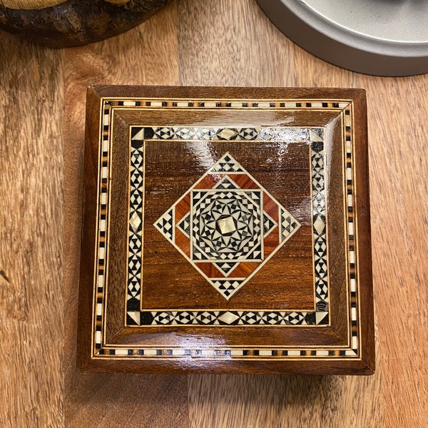 Mosaic Inlay Wooden Box