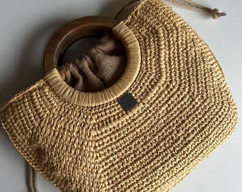 Raffia basket bag