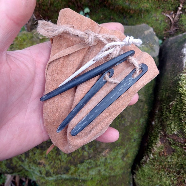 Viking 3 nalbinding needle set with 1 antler sawing needle in leather pouch