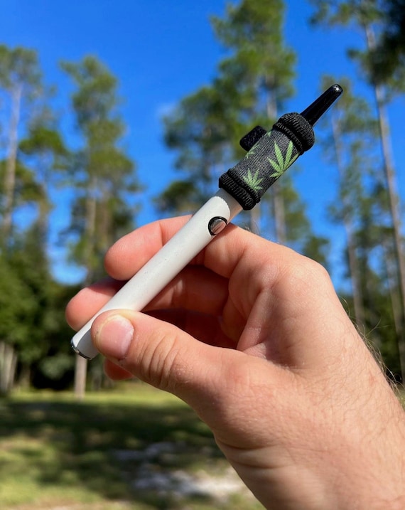 Vape Cartridge Protectors, Vape Pen Holders, Vape Pen Cases, Vape Pen  Covers, Leaves Print Black Cases, E-cig Cases, Vape Accessories