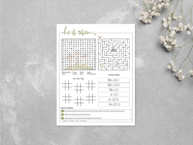 K&ouml;nnte beinhalten: Ein wei&szlig;es Oster-Aktivit&auml;tsblatt mit einem Wortsuchr&auml;tsel, einem Labyrinth, Tic-Tac-Toe, R&auml;tseln und Bibelstellen. Der Satz "he is risen" ist in goldener Schrift geschrieben. Das Blatt ist mit einfachen Strichzeichnungen verziert.