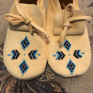 Kinder Traditionelle Perlen Mokassins -Buckskin