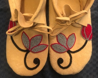 Handmade Traditional Floral Moccasins - Tanned Cowskin or German Tanned Buckskin