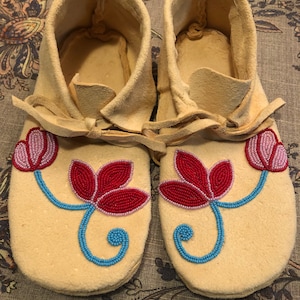 Handmade Traditional Floral Beaded Moccasins - Buckskin