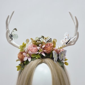 Fairy Butterfly Horn Flower Crown, White Antler Headband, Floral Wedding Tiara Bridal Crown Hair Accessories Elven Woodland Elf Headpiece