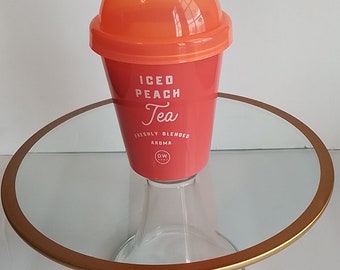 Iced Peach Tea Freshly Blended aroma scented candle By DW Home 3.5  inch.Looks like a drink Silicone lid