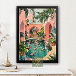 K&ouml;nnte beinhalten: Gerahmter Kunstdruck, der eine ruhige Hofszene darstellt. Das Kunstwerk zeigt einen Koi-Teich mit bunten Fischen, umgeben von &uuml;ppigem Gr&uuml;n, rosa B&ouml;gen und einem Geb&auml;ude im Hintergrund. Die Gesamt&auml;sthetik erinnert an eine ruhige, sonnenverw&ouml;hnte Oase.