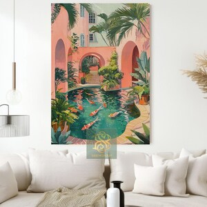 K&ouml;nnte beinhalten: Ein lebendiger Kunstdruck zeigt eine ruhige Koi-Teich-Szene. Das Kunstwerk zeigt eine &uuml;ppige, tropische Umgebung mit einem Pool, gew&ouml;lbten T&uuml;ren und bunten Kois. Die Farbpalette umfasst Korallen-, T&uuml;rkis- und Gr&uuml;nt&ouml;ne und schafft eine friedliche Atmosph&auml;re.
