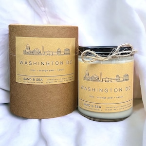 Washington DC Scented Candle • 100% Soy Wax Handcrafted Small Batch • Great Gift for DC Lovers • City Themed Candles