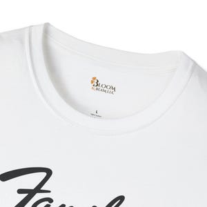 Familia in Fender Letters Script Tee | T-Shirt image 7
