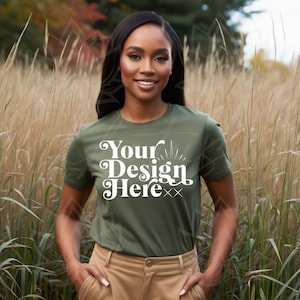 Bella Canvas 3001 Olive T-shirt Mockup, Autunno Mockup, Autunno Tee Shirt Mockup Modello donna, Boho Mockup, BC 3001 Olive Shirt Mockup Scarica