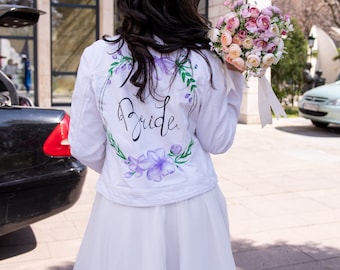 Personalized perfection: Handpainted wedding jacket for you special day