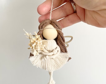 Macramé beschermengel, geluksbeschermer, sleutelhanger, doopcadeau, gepersonaliseerd cadeau, kerstcadeau, kerstboomversiering
