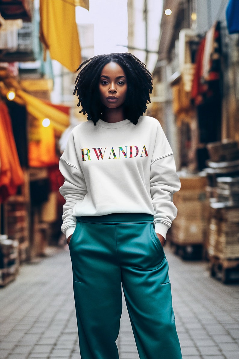 Rwanda Shirt for Black Woman Wanderlust Sweatshirt for Rwanda Travel TShirt Memento Kigali Rwanda Gift 4 African American Family Black Owned