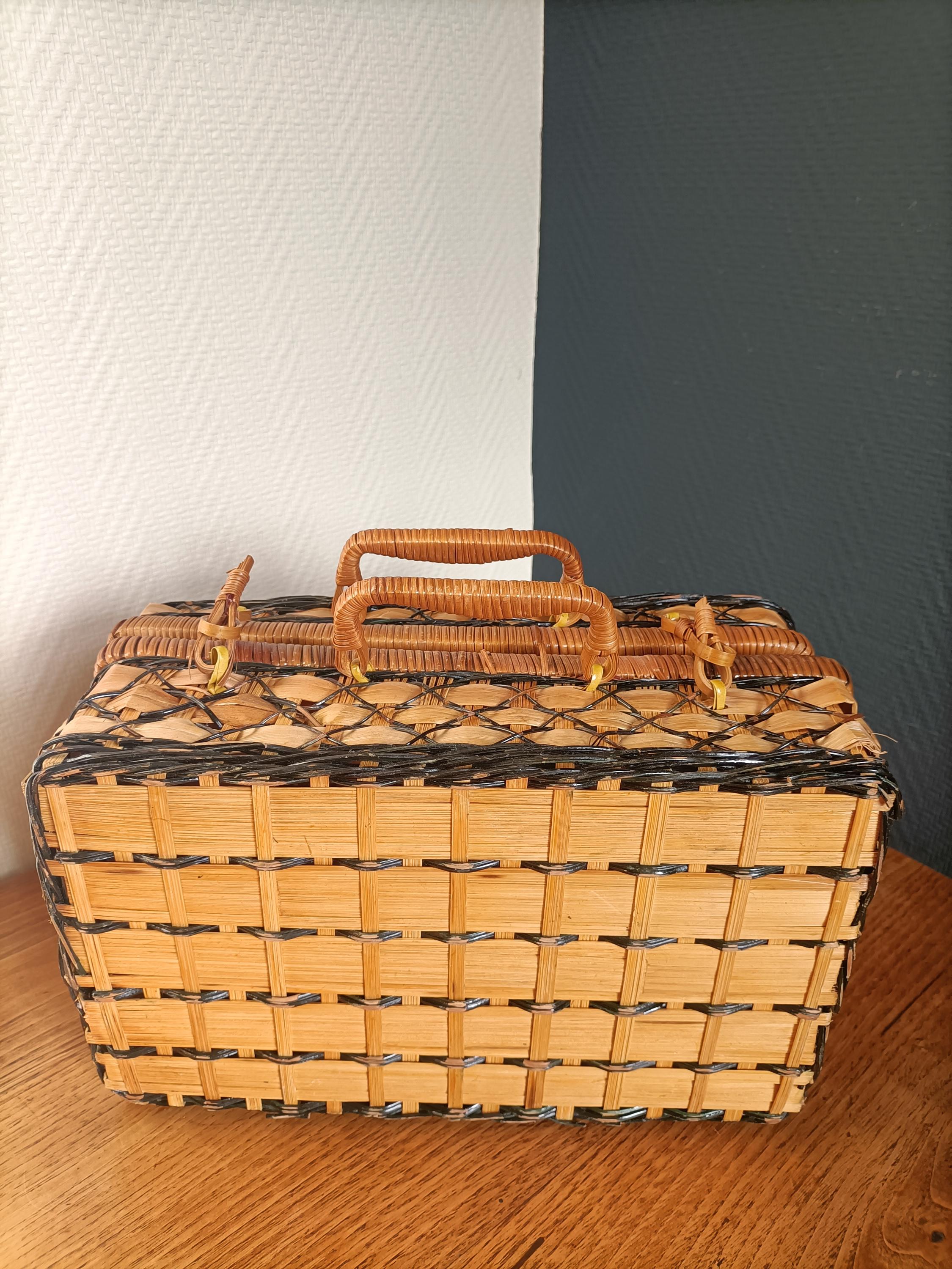 ヴィンテージ籐バスケット | 手編みの籐ケース | ボヘミアンスタイルの