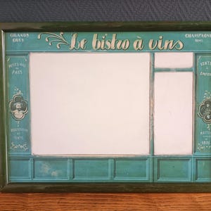 Weißes magnetisches löschbares Wandschild Vintage Französisches Bistro 70er Jahre "Das Weinbistro" • Holz-Organizertafel • Memo