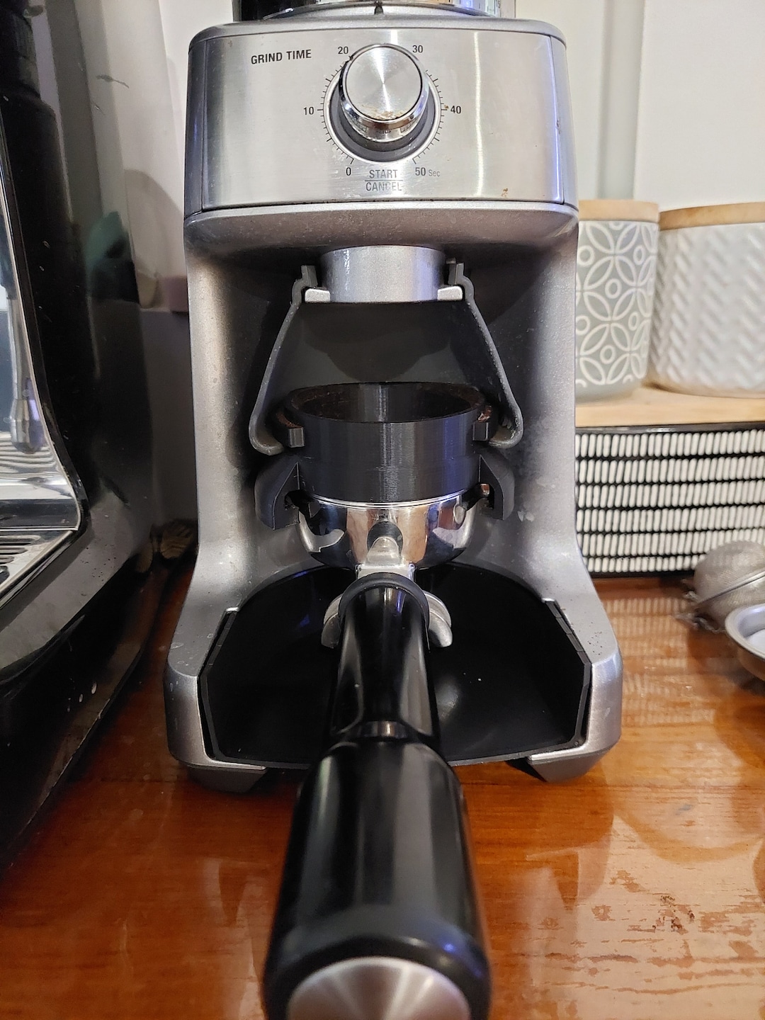 STL File 58mm Tamp Through Portafilter Dosing Funnel Compatible With