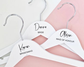 Personalized Wedding Hanger Sticker With Name Bridal Party Decal Custom Hanger Decal Bridesmaid Maid of Honour Gifts wooden custom vinyl