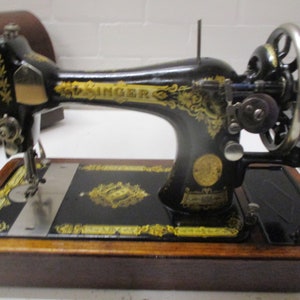 vintage singer sewing machine with hood image 3