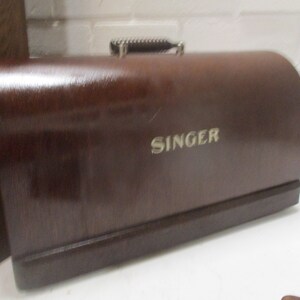 vintage singer sewing machine with hood image 2