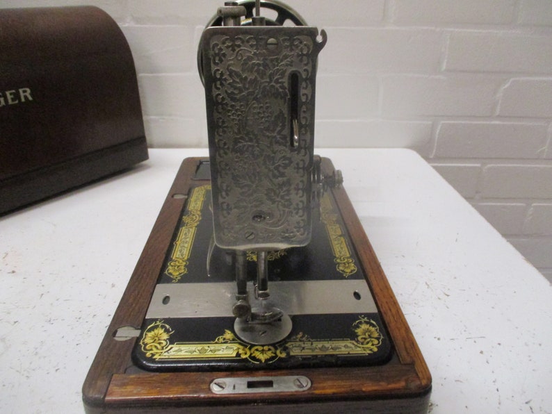 vintage singer sewing machine with hood image 6