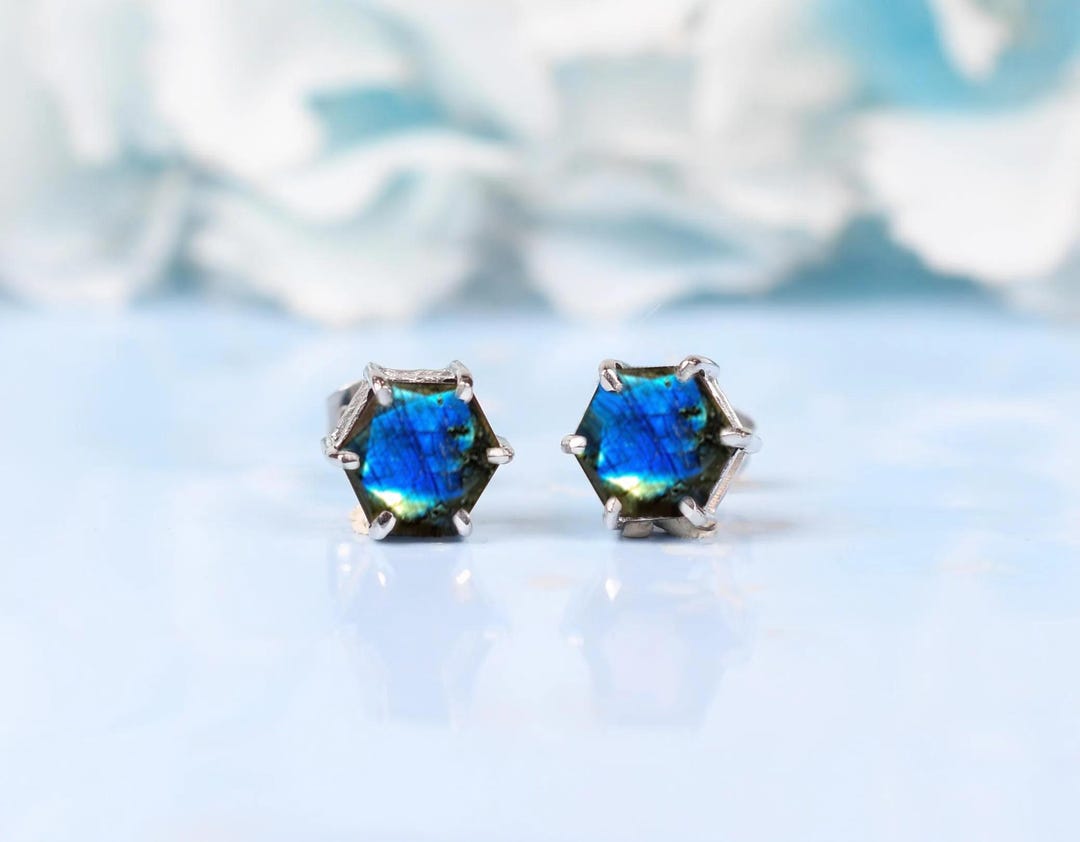 ラブラドライト ヘキサゴン スタッドピアス | 925スターリングシルバー