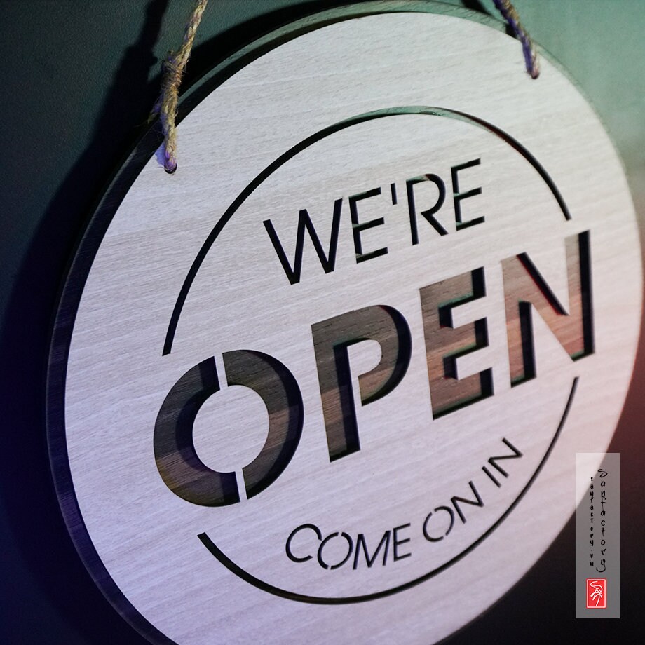 PLIGREAT Vintage Rosso Blu Stile Segni Aperti Doppio Lato Aperto Chiuso Insegna Bussiness Ore Di Benvenuto Segno Targa Per Negozio Al Dettaglio Bar Panetteria Negozio Appeso Porta Segno Con Catena