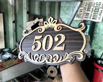 Placas personalizadas com números de casas, placas de porta, sinalização de endereço com números, placa de madeira com número de porta. Sinalização para hotéis. Sinalização para empresas. Placa com número de quarto.