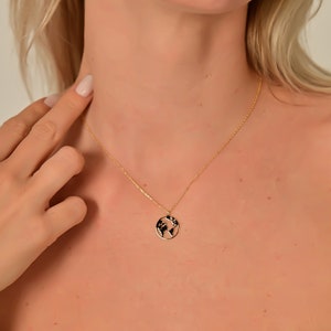 Earth Halskette, Globe Charm Halskette, Weltkarte Anhänger, 14k Solid Gold Minimalist Halskette, Geschenke für Reisende, Muttertagsgeschenk