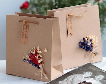 Personalized Wedding Welcome Bags: Dried Flower Favors