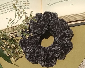 Crochet Velvet Scrunchie hair tie accessories, ruffle crochet hair band gift for sister