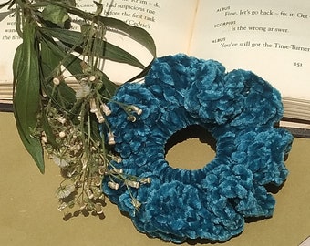 Crochet Velvet Scrunchie hair tie accessories, ruffle crochet hair band gift for sister
