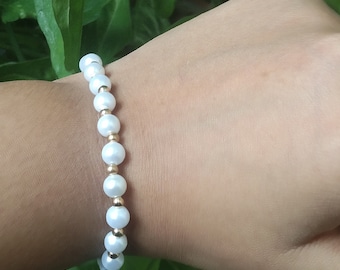 Pearl Bead bracelet| White bead bracelet| minimalist bead bracelet| Elegant Bracelet