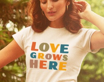 Love Grows Here Shirt, 70s Fashion, 70s Clothing, 70s Party Tee, Women 70s Tee, Retro Tshirt, Vintage Tee, Rock Pop Band Tee, Hippie Shirt