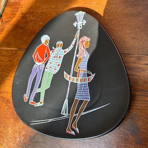 Mid Century Modern Keramik Plaque - Atomic Era Straßenszene, 1960er Jahre Wandkunst