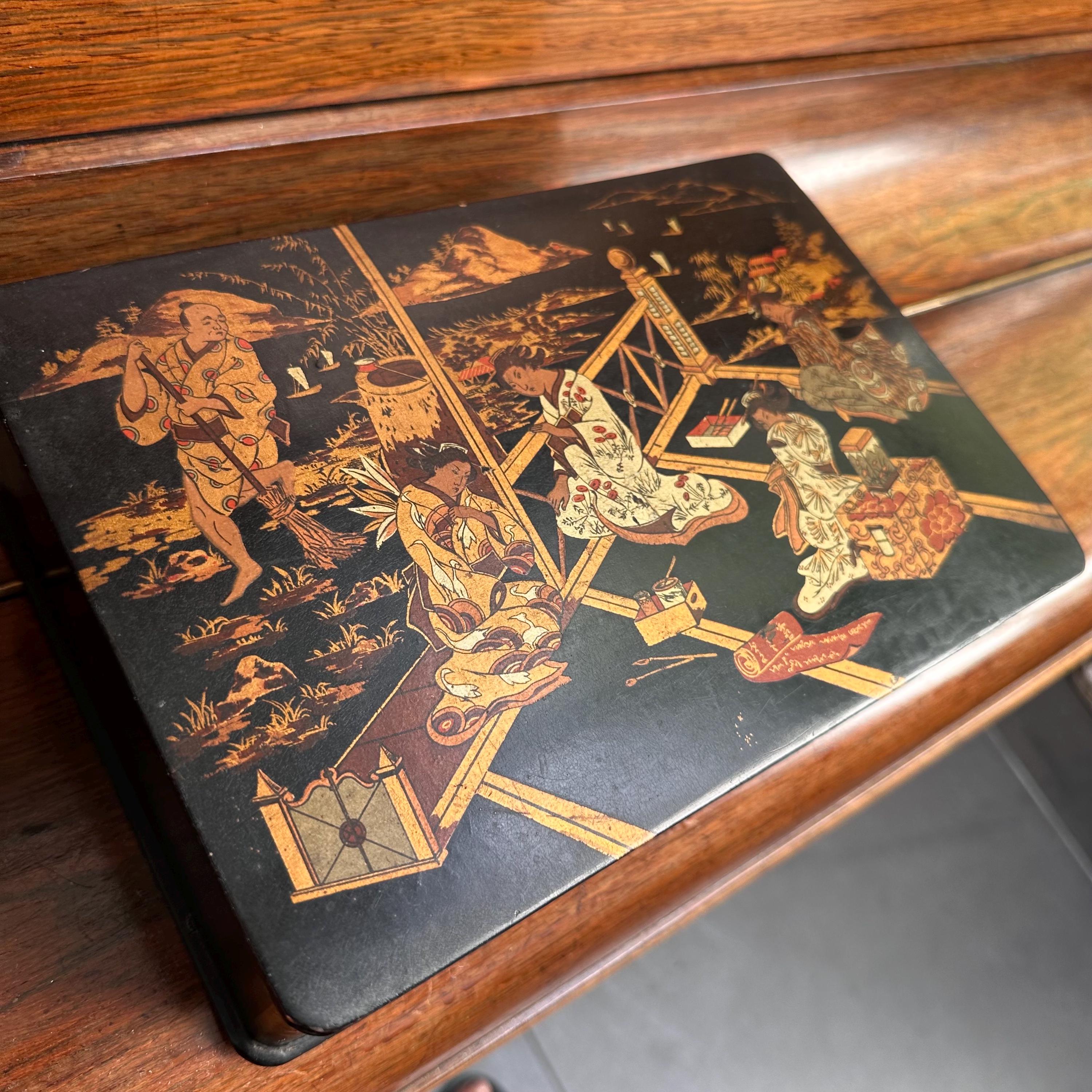 Antique Japanese Lacquer Box: Hand-painted Meiji Scene, Tea Caddy