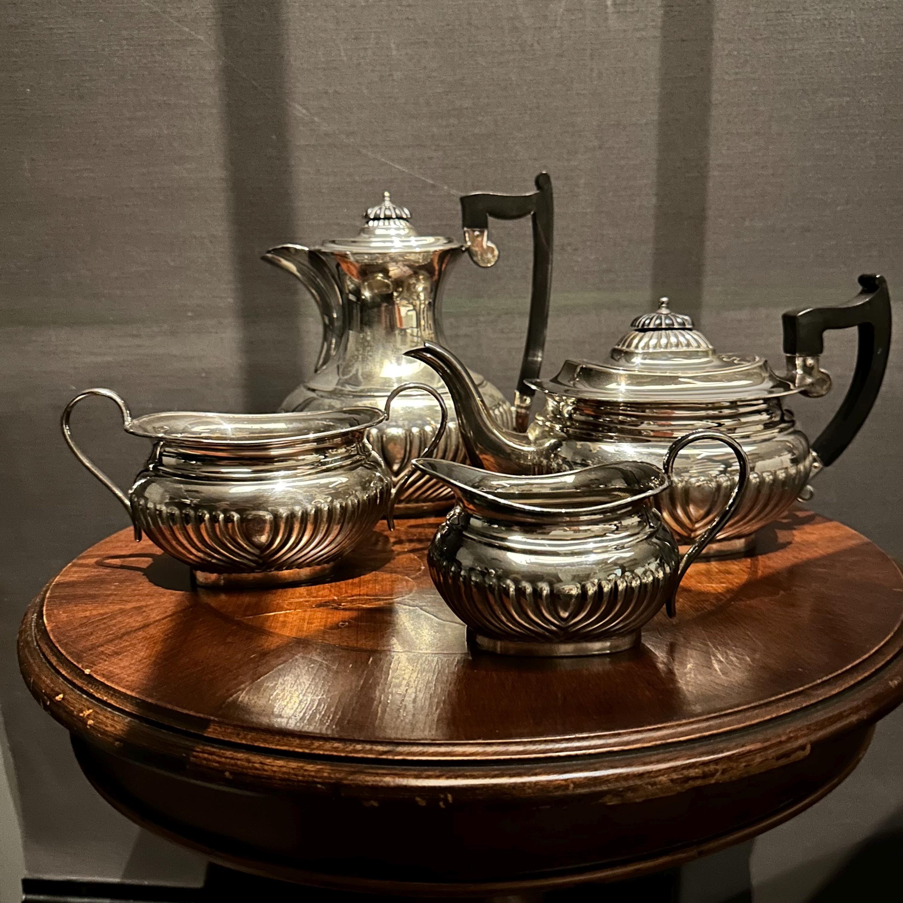 ANTIQUE BEBE SILVER 3点セット Vintage Viners Silver Plated Tea Set – Georgian Style Coffee